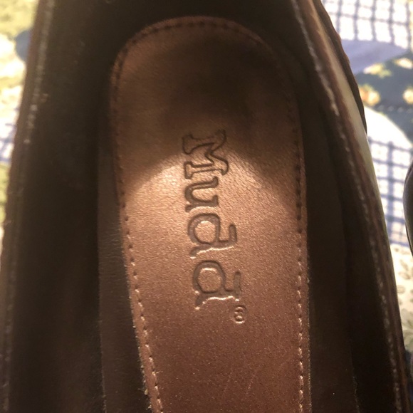 HOLD FOR BUNNYDRMZ66 Brown Heels - Picture 2 of 3